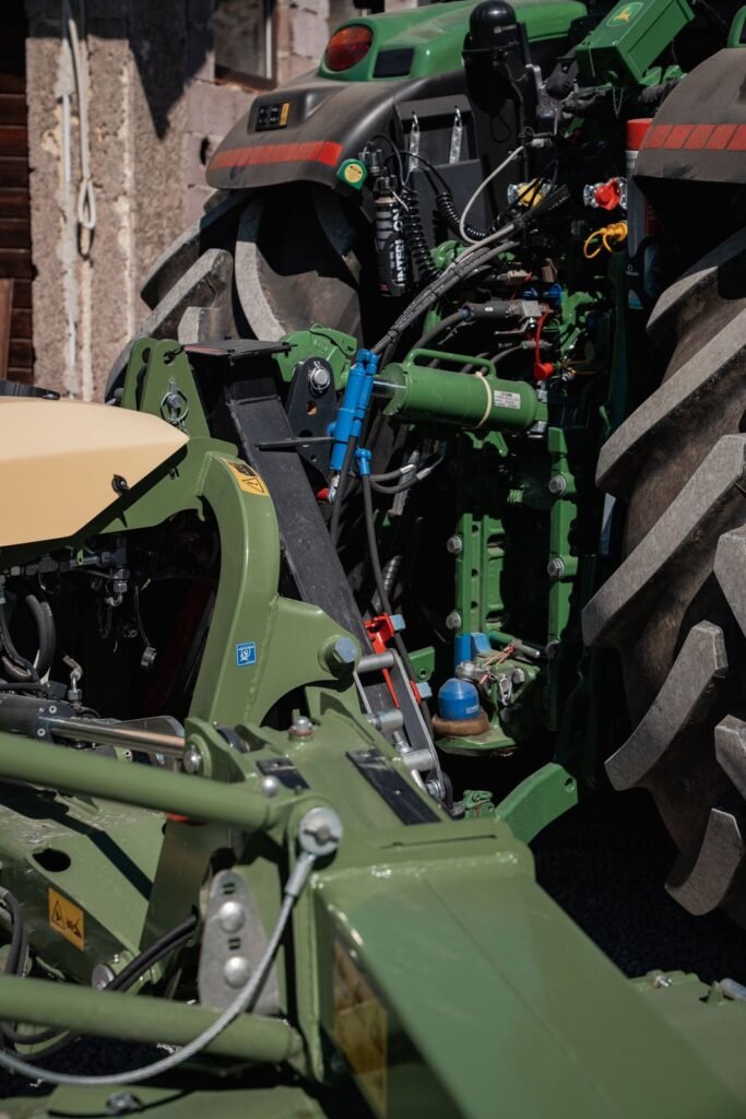 Robuste Geräteaufnahme mit verstellbarer Konstruktion für Spezialanwendungen in der Landwirtschaft